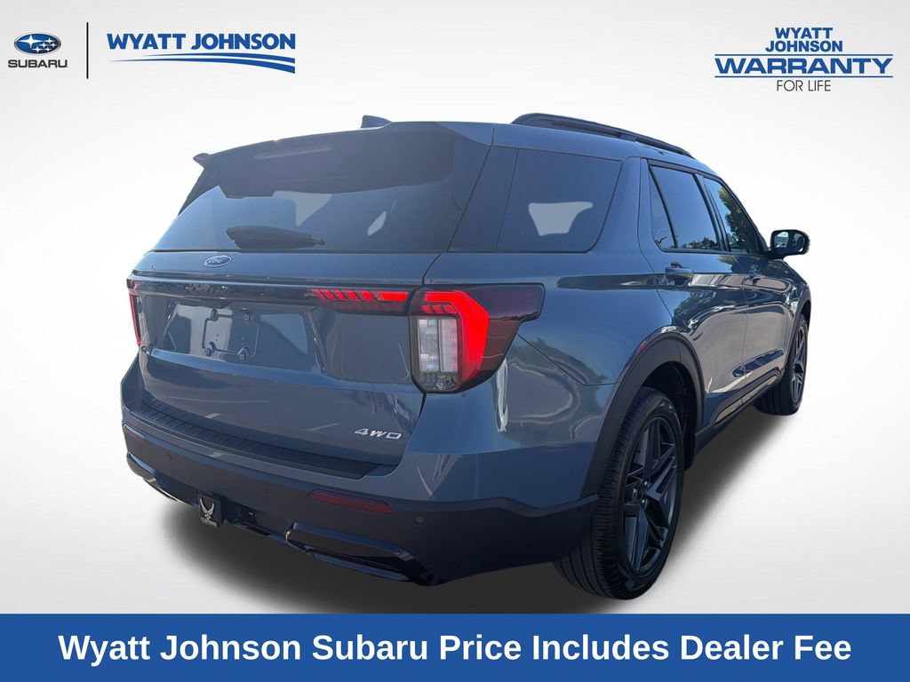 Used 2025 Ford Explorer ST-Line w/ Premium Package AWD/4WD image 8