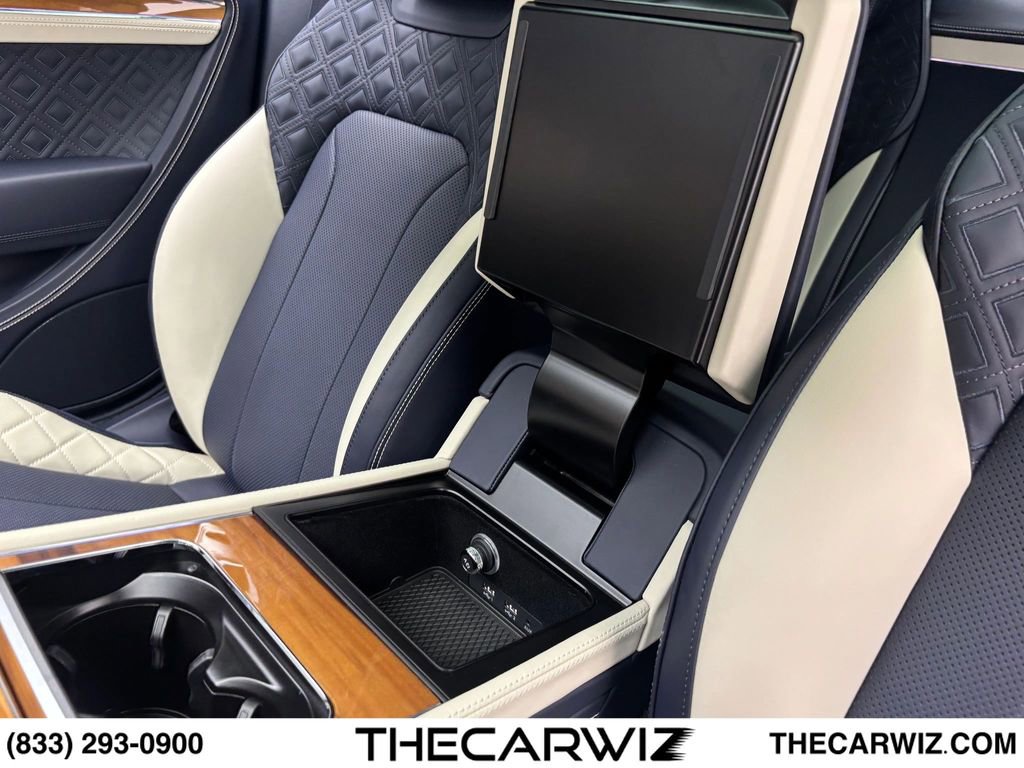 Used 2024 Bentley Continental GT V8 AWD/4WD image 78