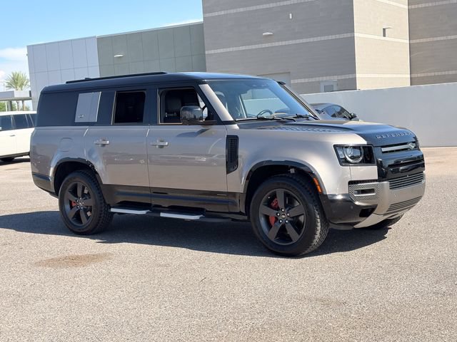 Used 2023 Land Rover Defender 130 X AWD/4WD image 4