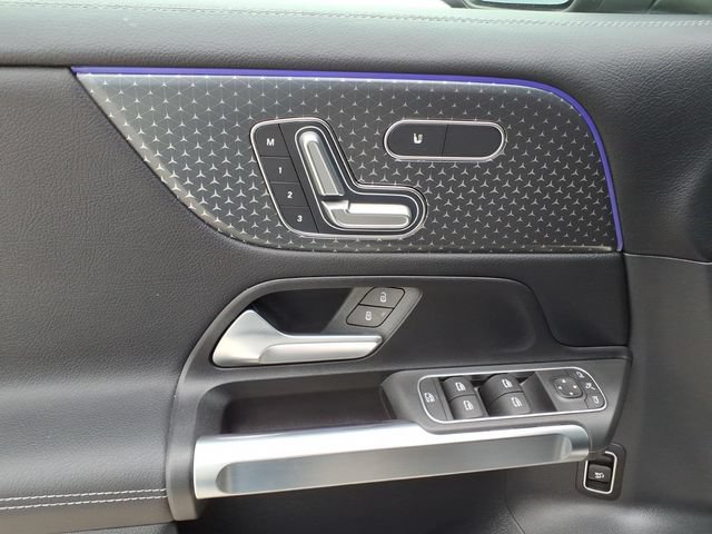 Certified 2025 Mercedes-Benz GLB 250 image 13