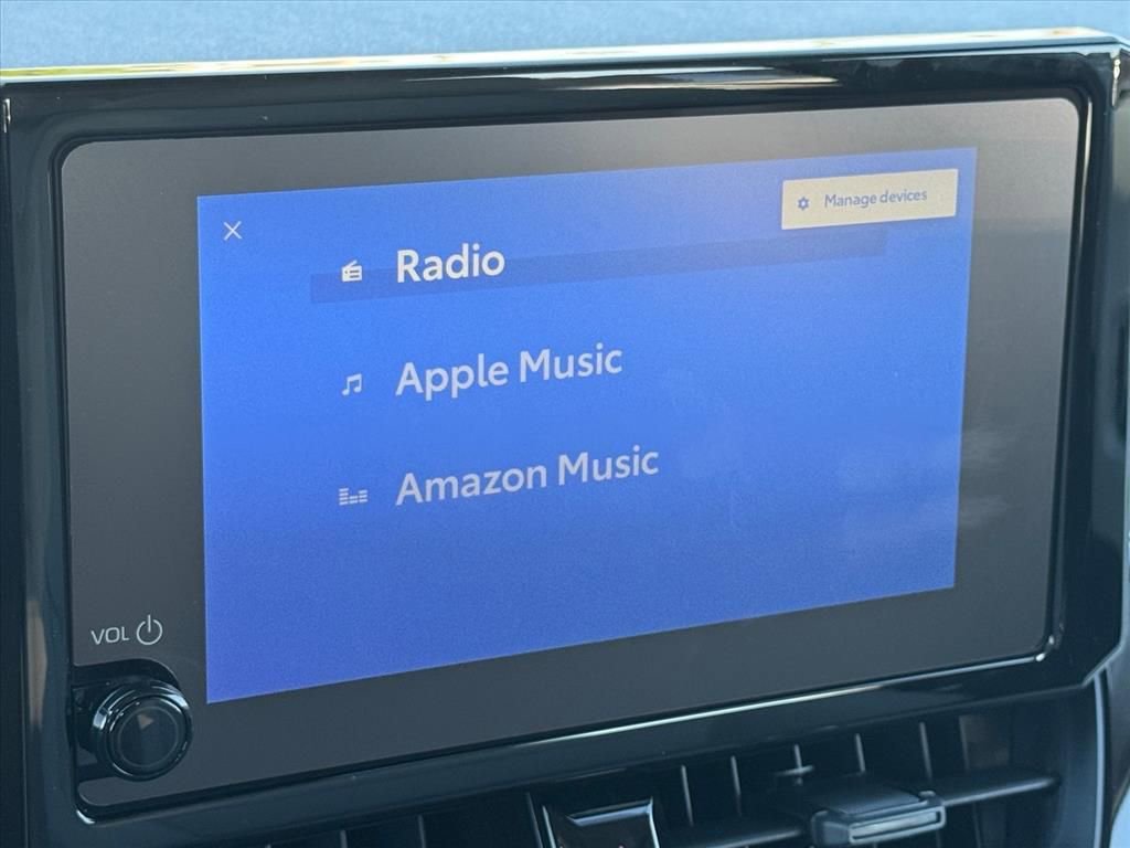 Used 2026 Toyota Corolla Cross L image 21