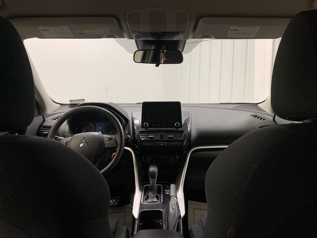 Used 2022 Mitsubishi Eclipse Cross LE image 15