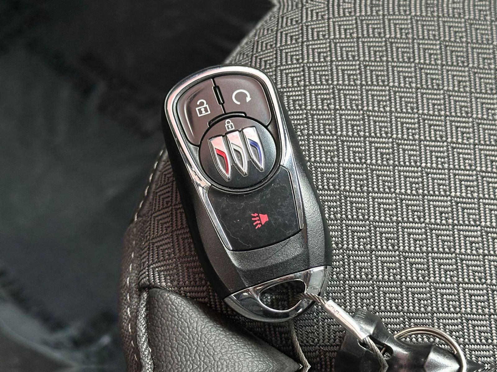 Used 2025 Buick Encore GX Preferred image 22