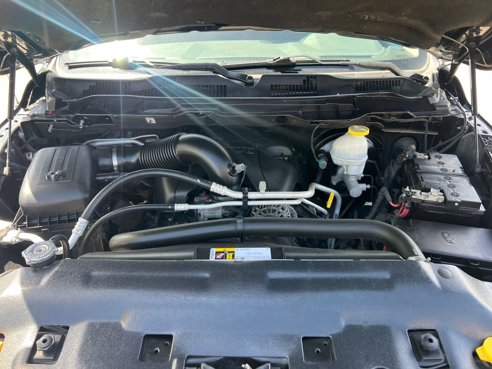 Used 2018 RAM 1500 Outdoorsman AWD/4WD image 37