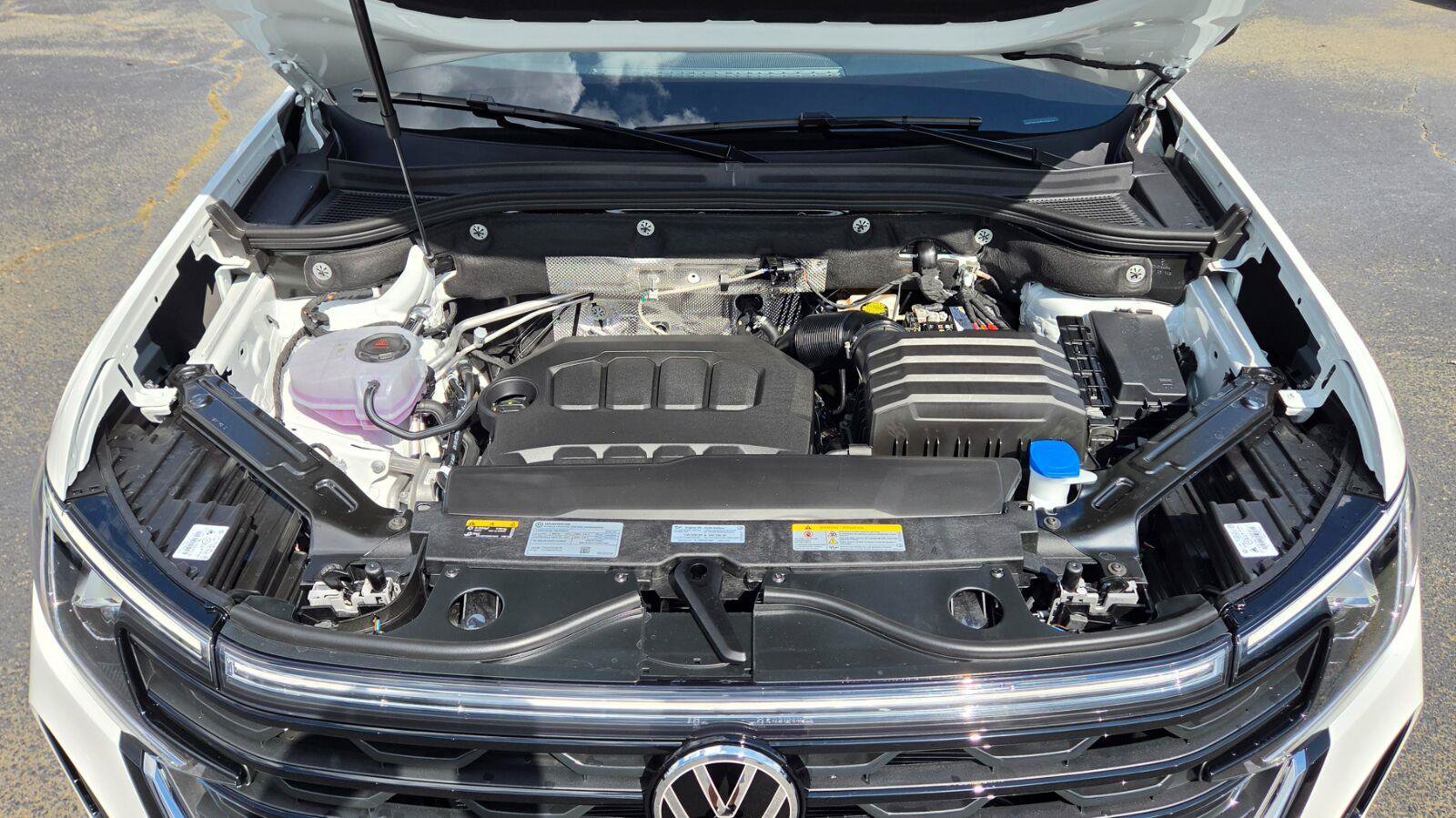 New 2026 Volkswagen Atlas Cross Sport SE AWD/4WD image 68