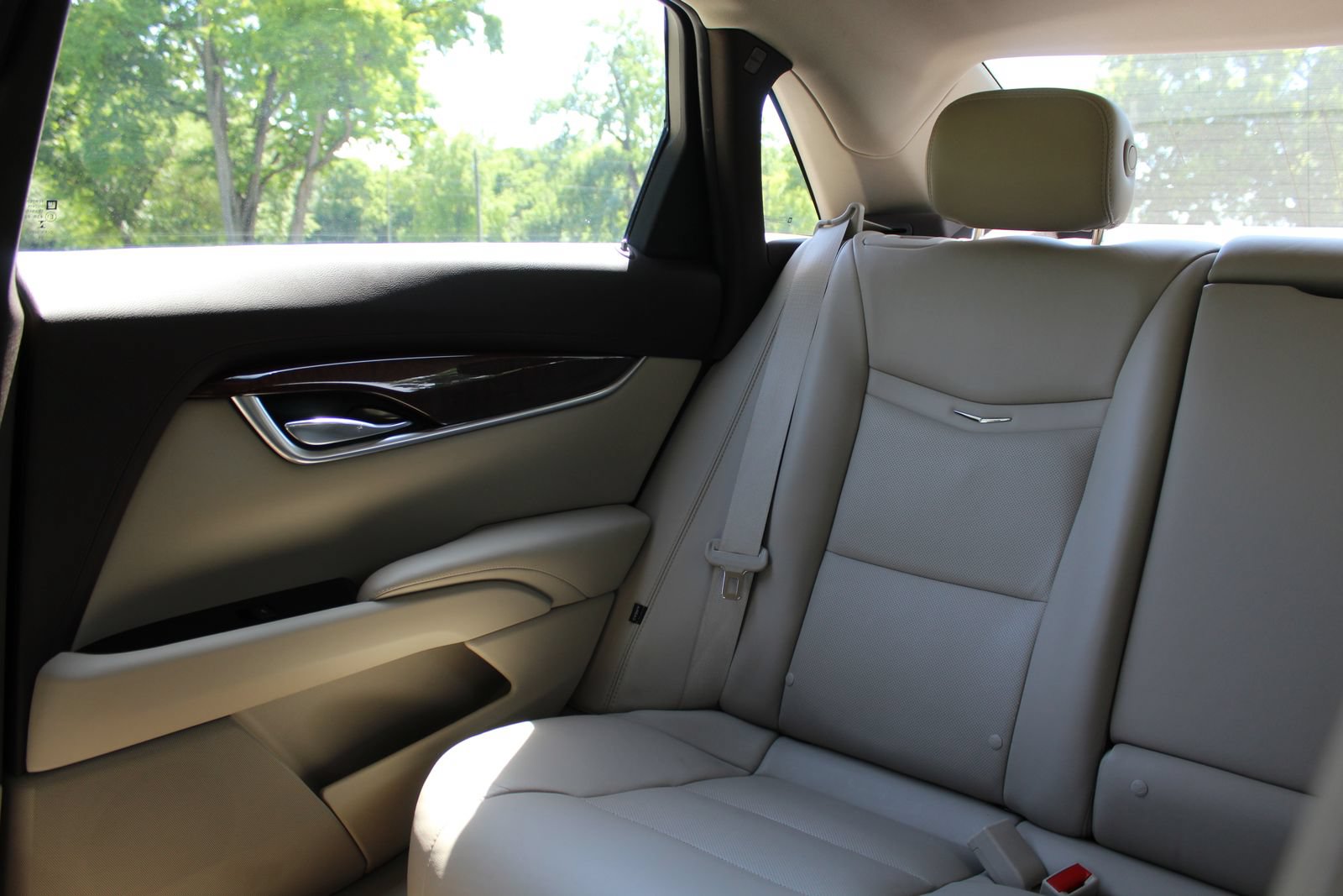 Used 2014 Cadillac XTS Premium AWD/4WD image 12