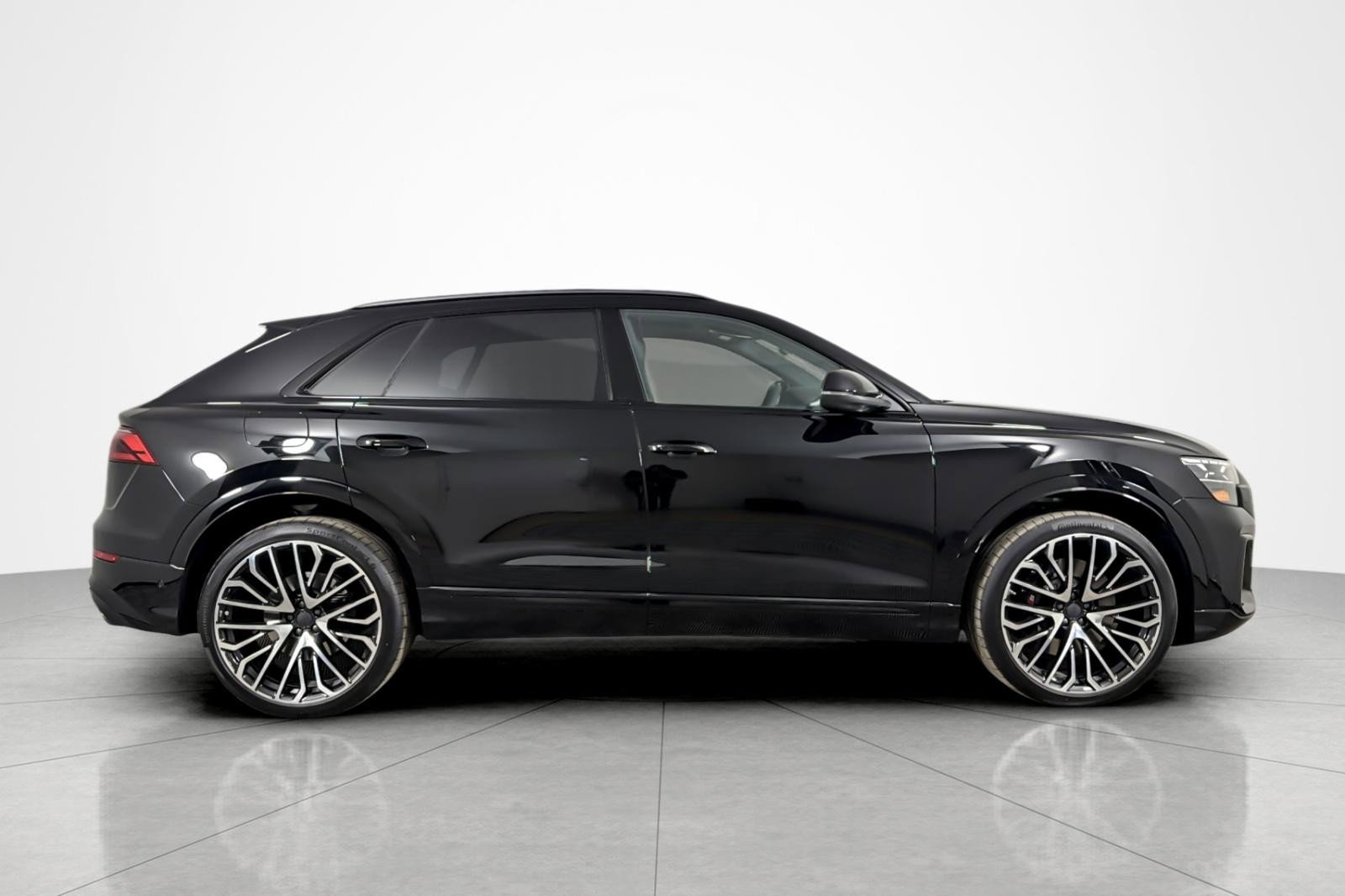 New 2026 Audi SQ8 Prestige image 7