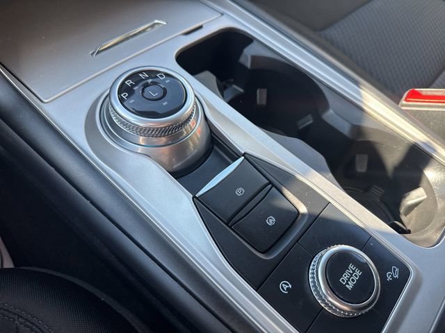 Used 2023 Ford Explorer XLT image 12