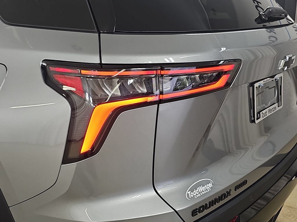 Certified 2025 Chevrolet Equinox RS w/ Safety and Technology Package AWD/4WD image 40