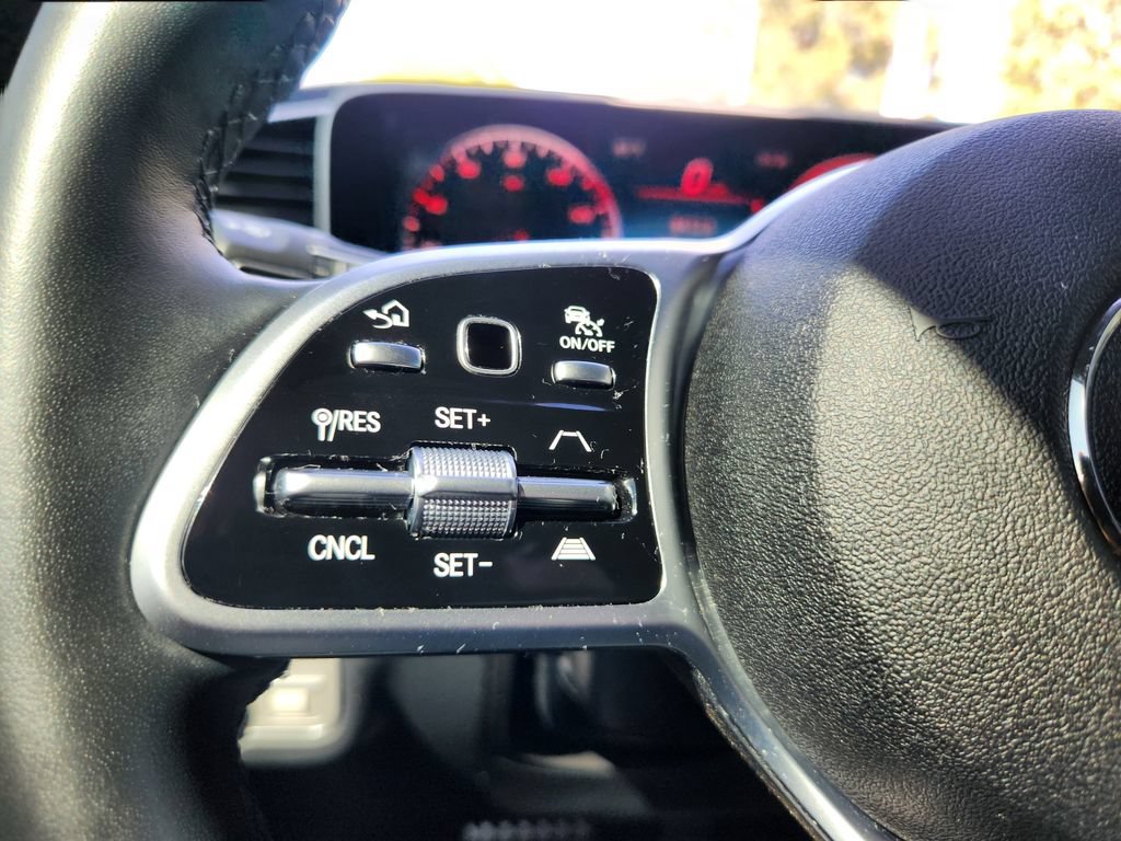 Used 2022 Mercedes-Benz GLS 450 4MATIC image 15