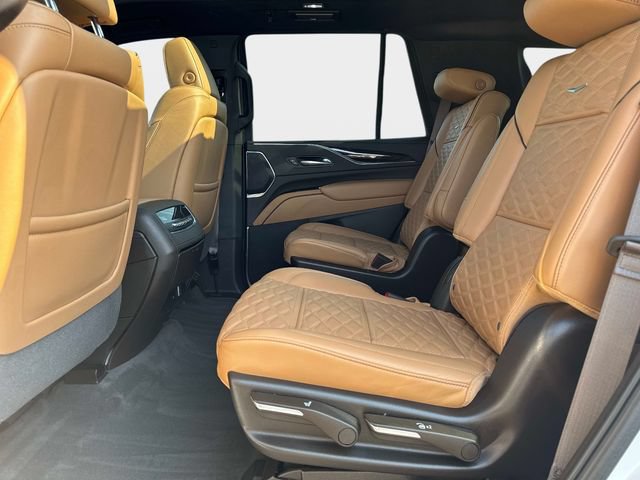 Certified 2023 Cadillac Escalade Sport w/ LPO, ONYX Package AWD/4WD image 14