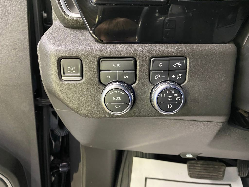 Used 2022 GMC Sierra 1500 SLT w/ SLT Convenience Package AWD/4WD image 25