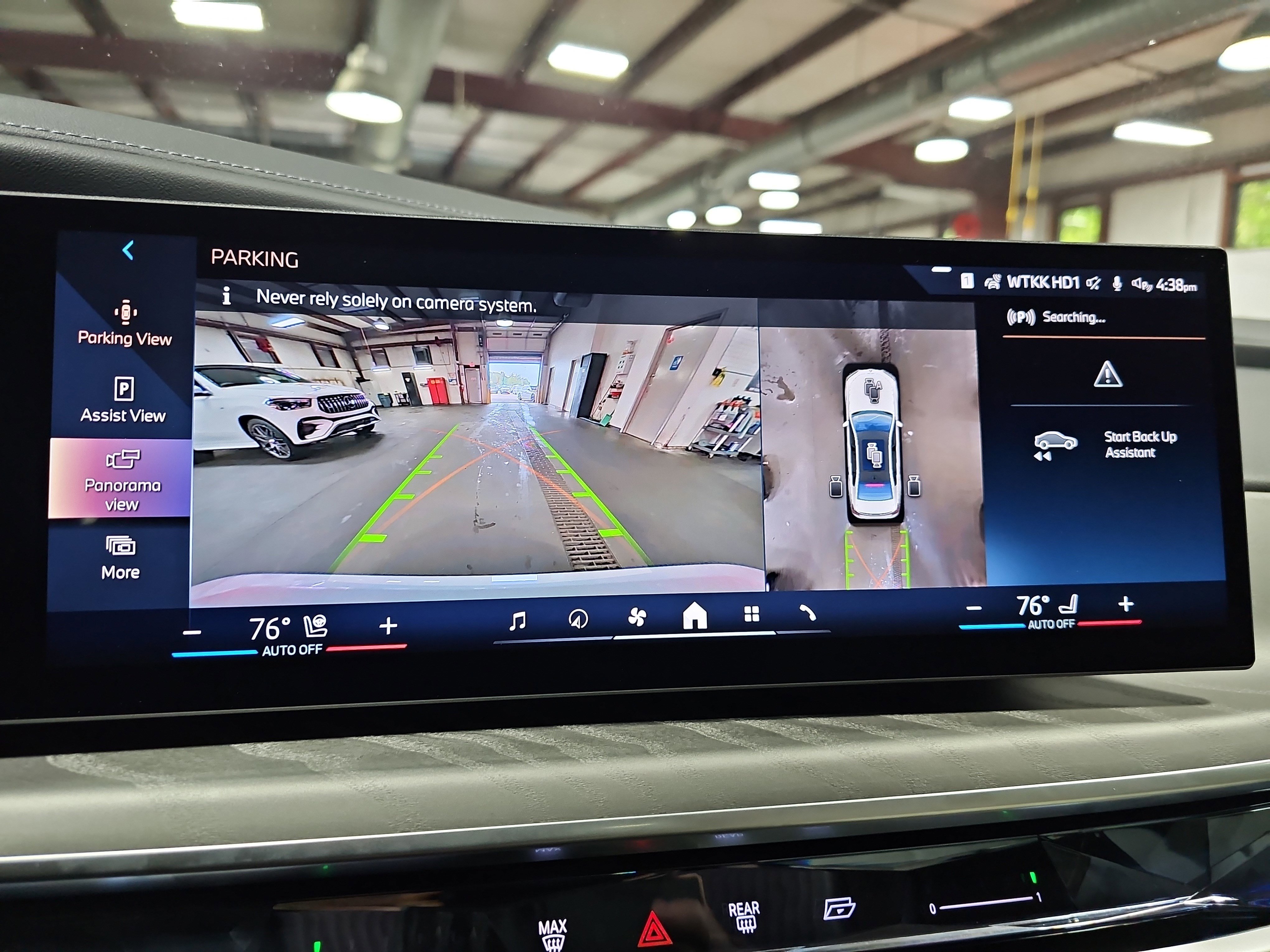 Certified 2025 BMW 760i xDrive w/ Executive Package AWD/4WD image 26