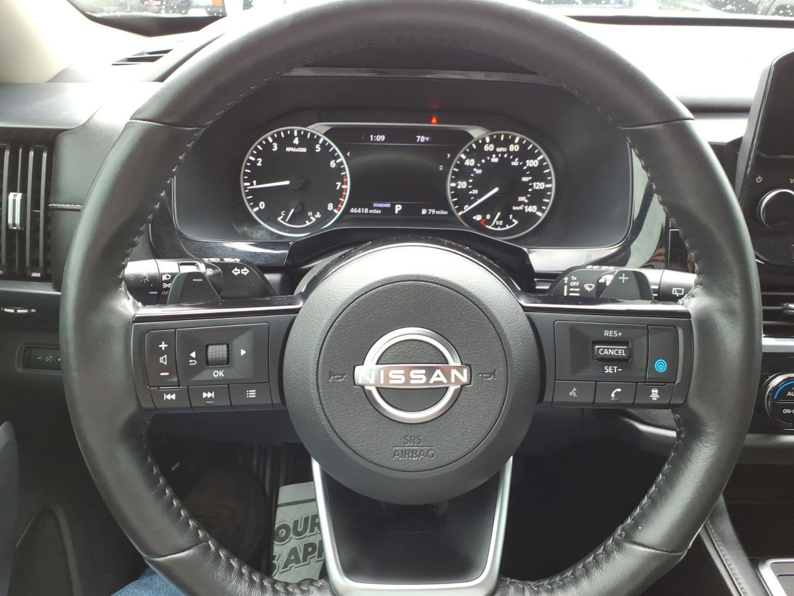 Used 2022 Nissan Pathfinder SL FWD image 23