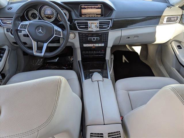 Used 2014 Mercedes-Benz E 350 4MATIC Sedan image 17