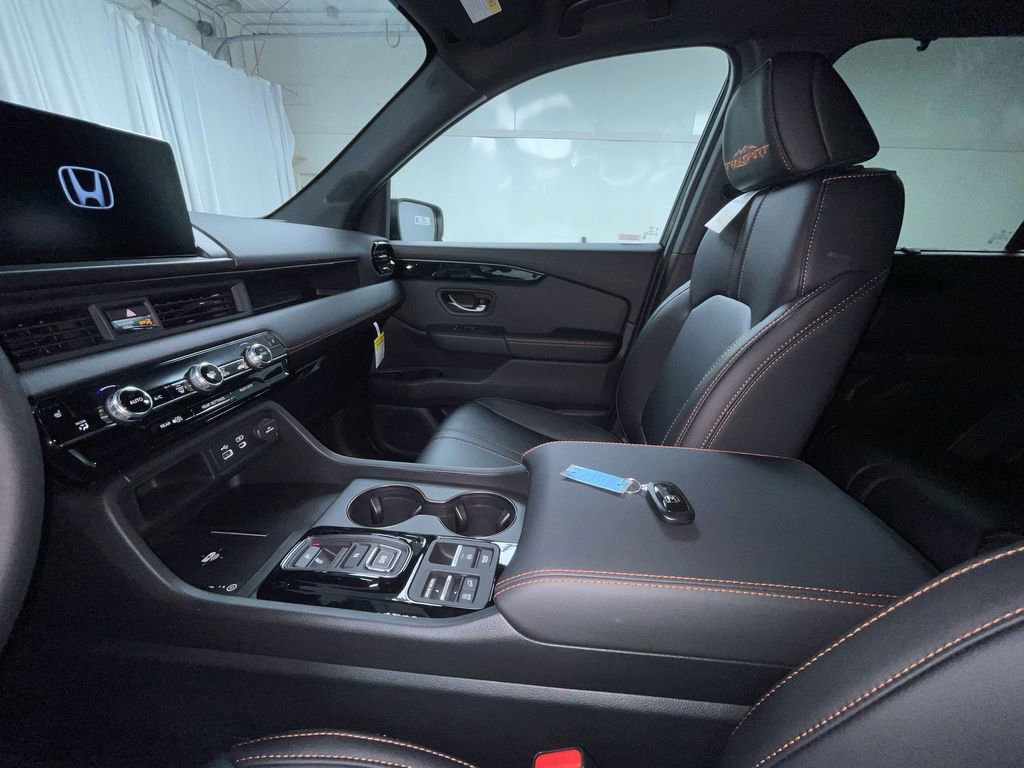 New 2025 Honda Pilot TrailSport image 22