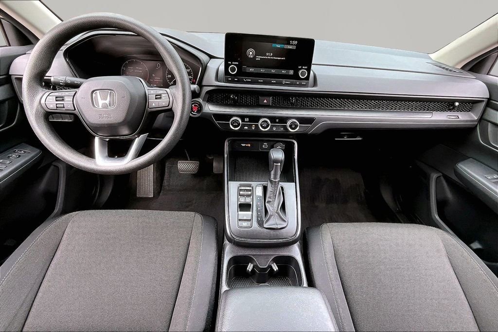 Used 2025 Honda CR-V LX image 8