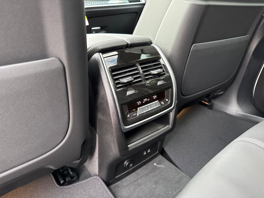 New 2026 BMW X5 xDrive50e w/ M Sport Package image 21