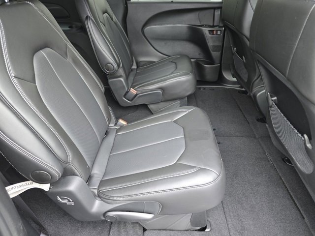 New 2025 Chrysler Voyager LX image 26