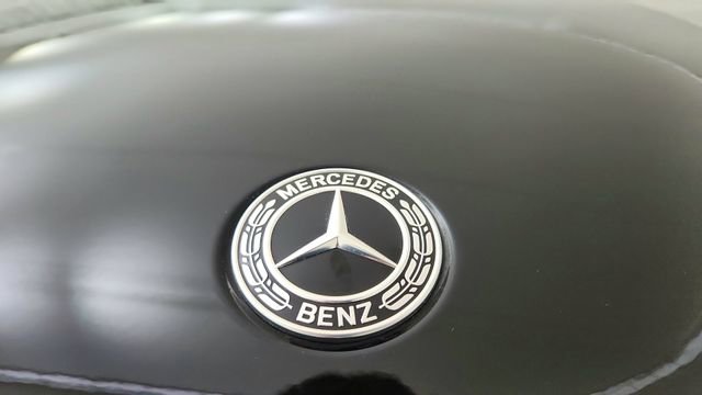 Used 2025 Mercedes-Benz GLC 350e 4MATIC image 16