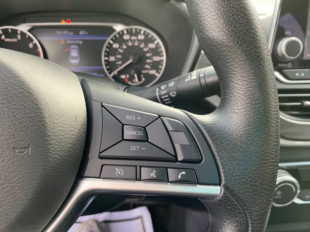 Used 2024 Nissan Altima 2.5 SV image 27