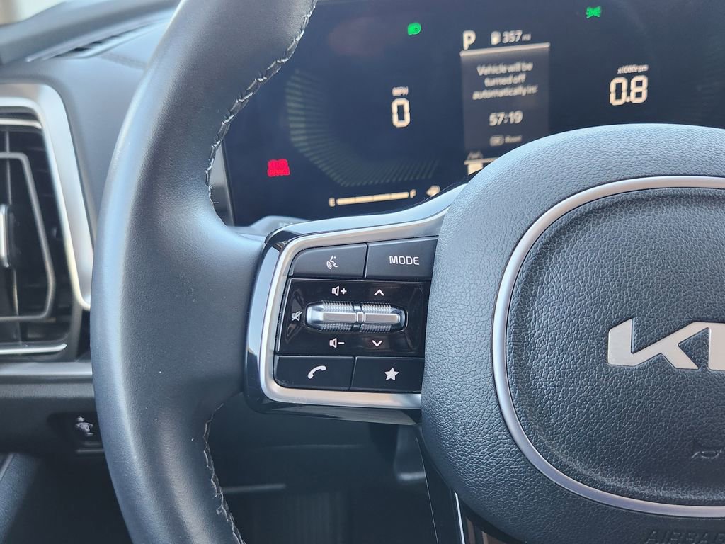 Used 2024 Kia Sorento S w/ Panoramic Sunroof Package image 27