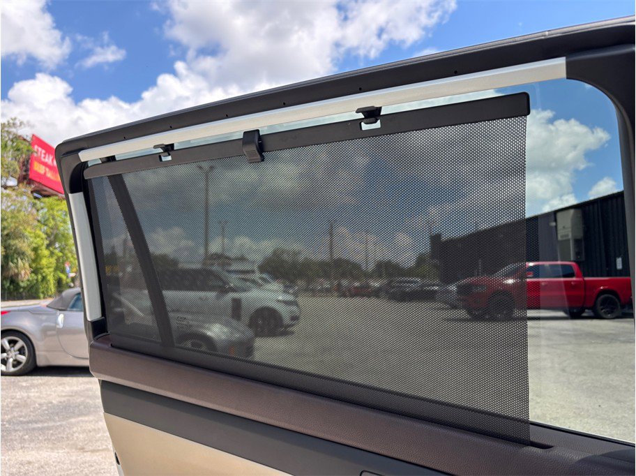 Used 2020 Toyota Highlander XLE FWD image 38