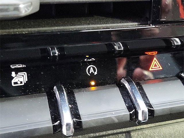 Certified 2024 Chevrolet Colorado Z71 w/ Z71 Convenience Package 2 image 25