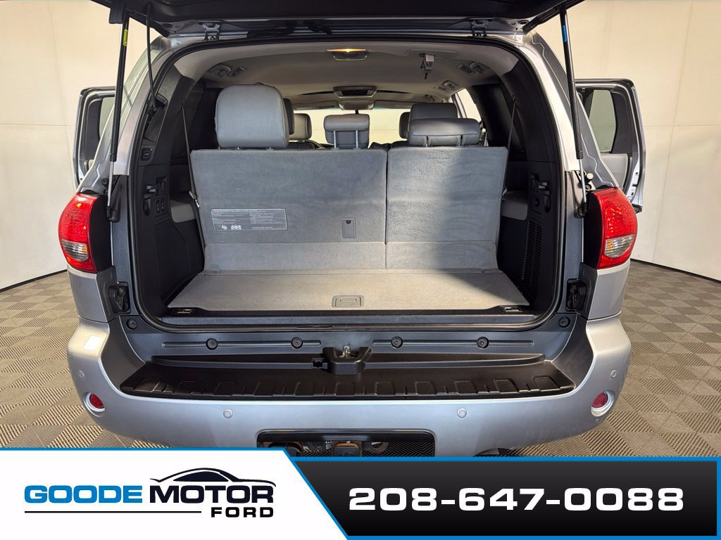 Used 2014 Toyota Sequoia Limited AWD/4WD image 22