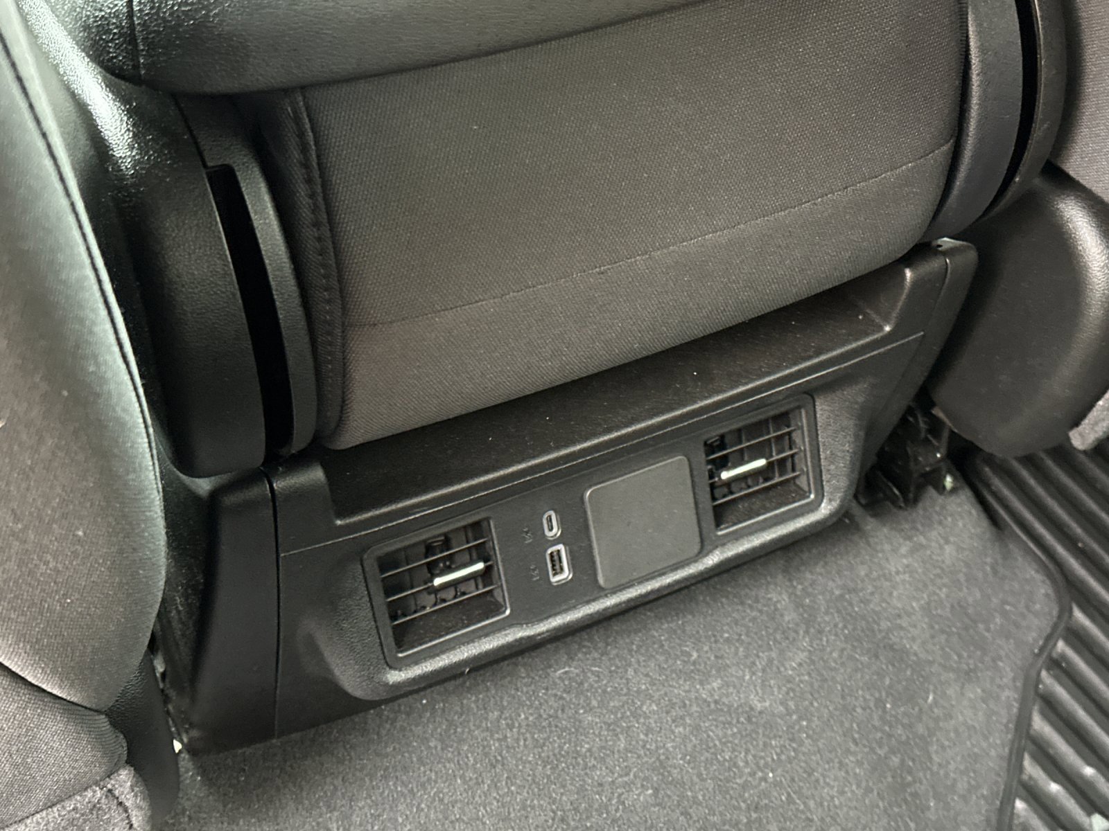 Used 2025 Chevrolet Silverado 1500 Custom image 14