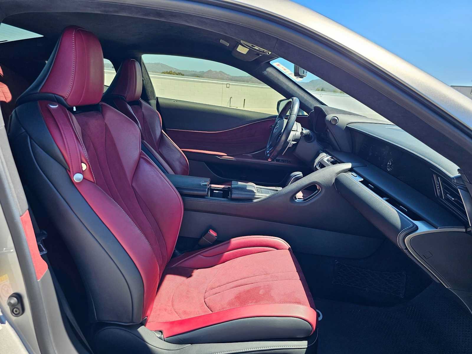 Used 2018 Lexus LC 500h w/ Performance Package RWD image 10