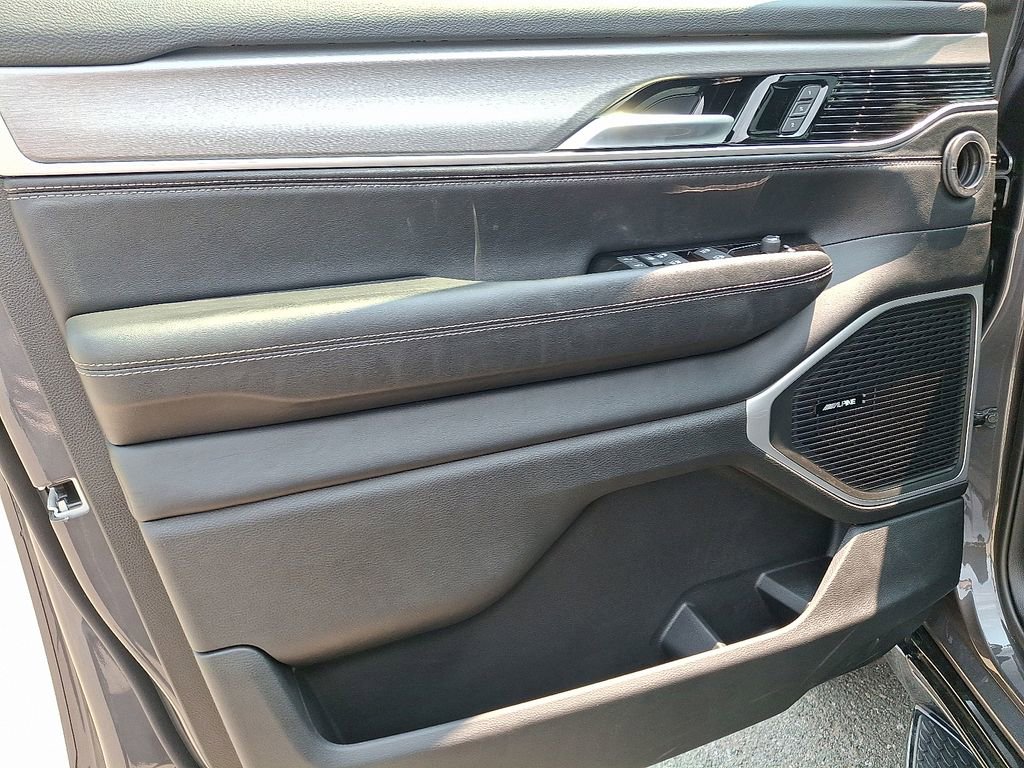 New 2025 Jeep Wagoneer Series II w/ Premium Group I image 10