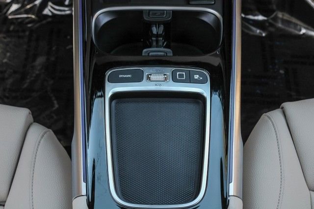 New 2025 Mercedes-Benz GLB 250 4MATIC image 14