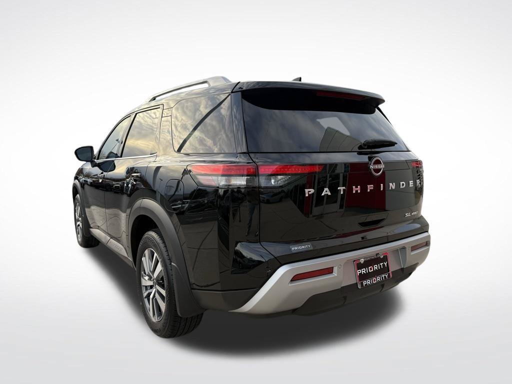 Certified 2024 Nissan Pathfinder SL AWD/4WD image 3