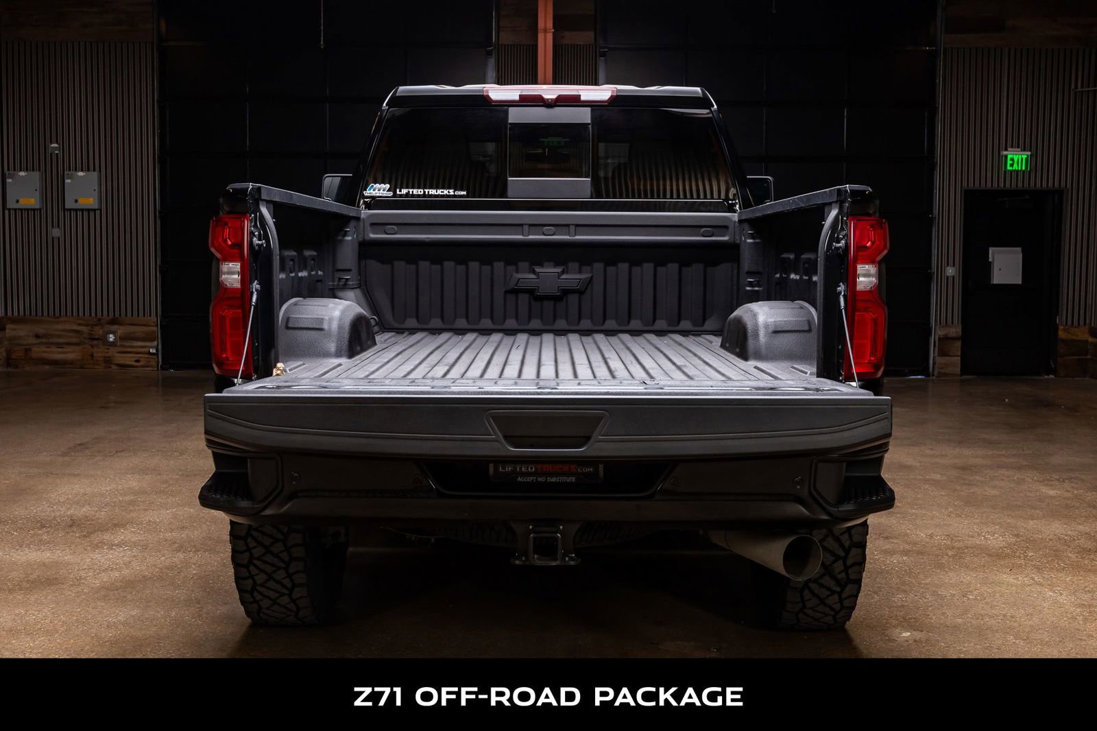 Used 2021 Chevrolet Silverado 2500 LTZ w/ LTZ Plus Package image 9