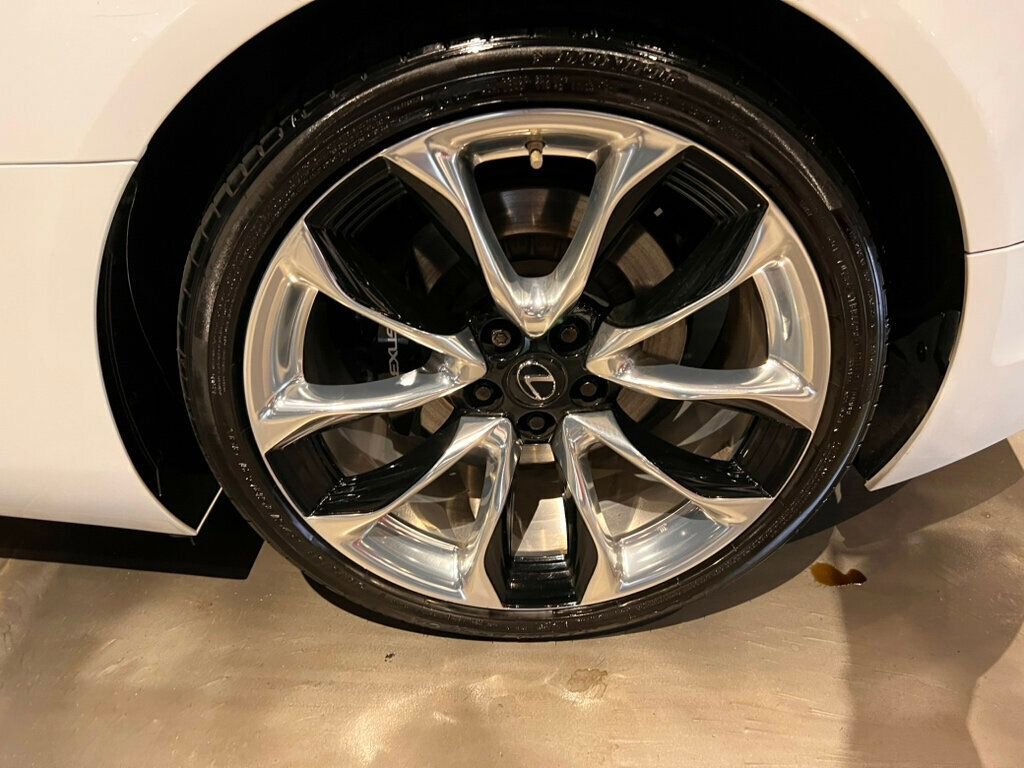 Used 2018 Lexus LC 500 Coupe w/ Sport Package image 11