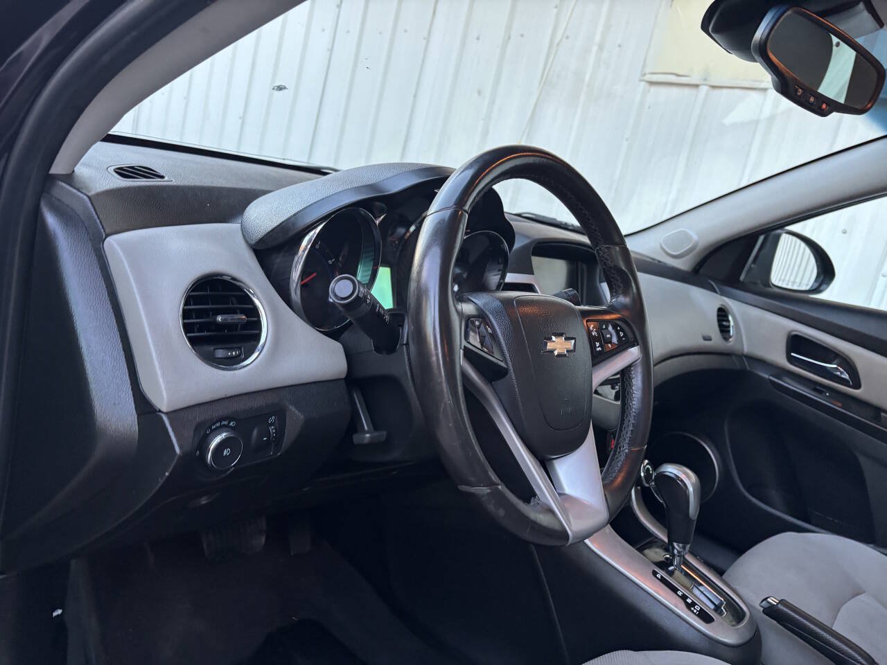 Used 2014 Chevrolet Cruze LT w/ All-Star Edition FWD image 11