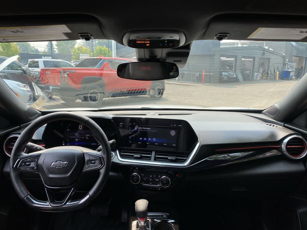 Used 2024 Chevrolet Trax RS w/ Driver Confidence Package FWD image 14