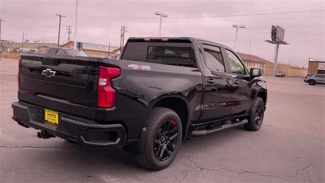Used 2022 Chevrolet Silverado 1500 RST w/ Redline Edition image 9