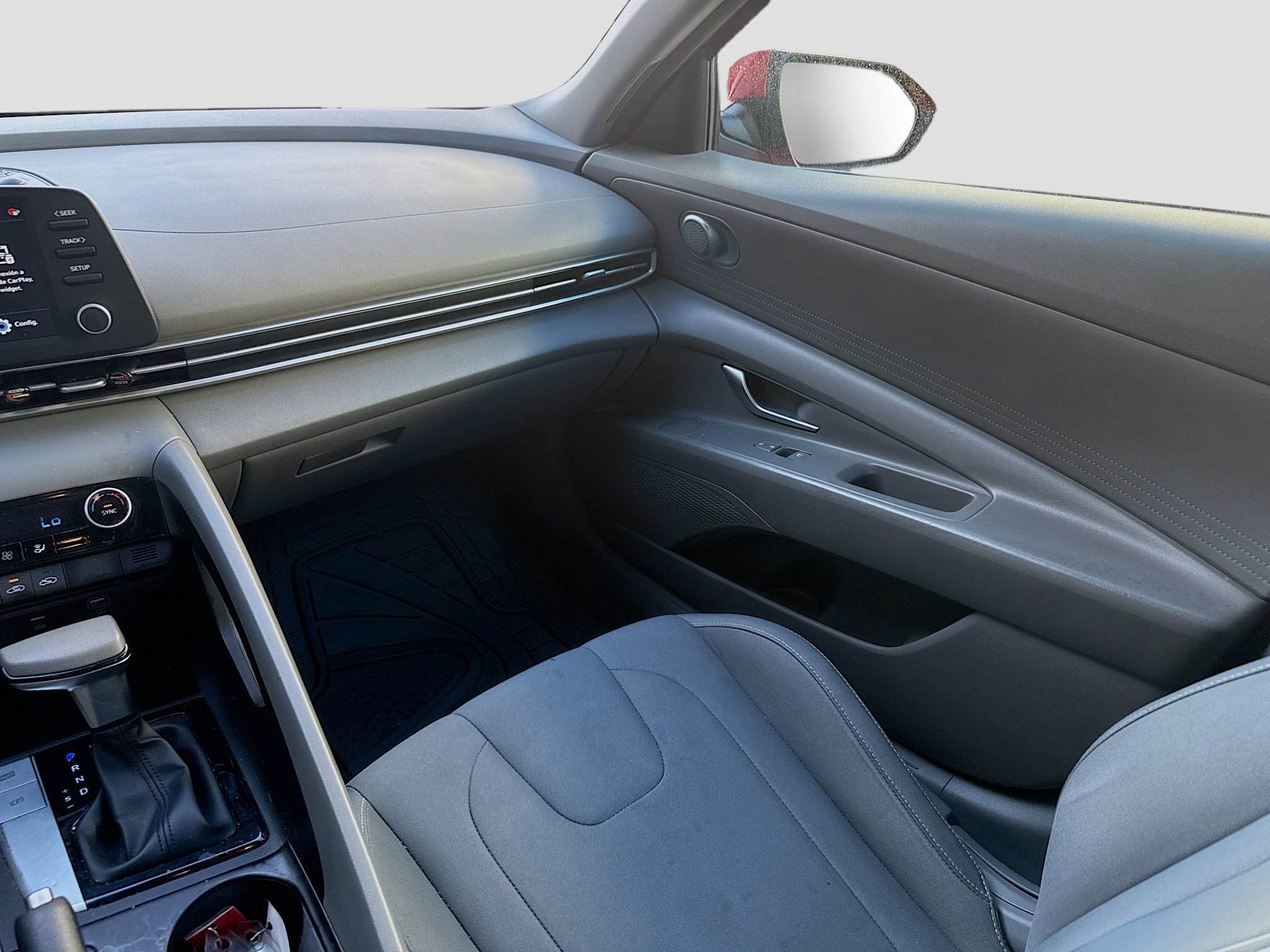 Used 2023 Hyundai Elantra SEL image 19