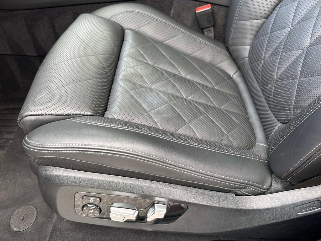 Used 2025 BMW X6 xDrive40i image 17