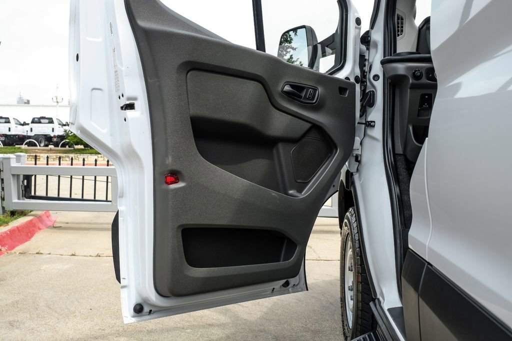 Used 2025 Ford Transit 350 148 High Roof Extended RWD image 40