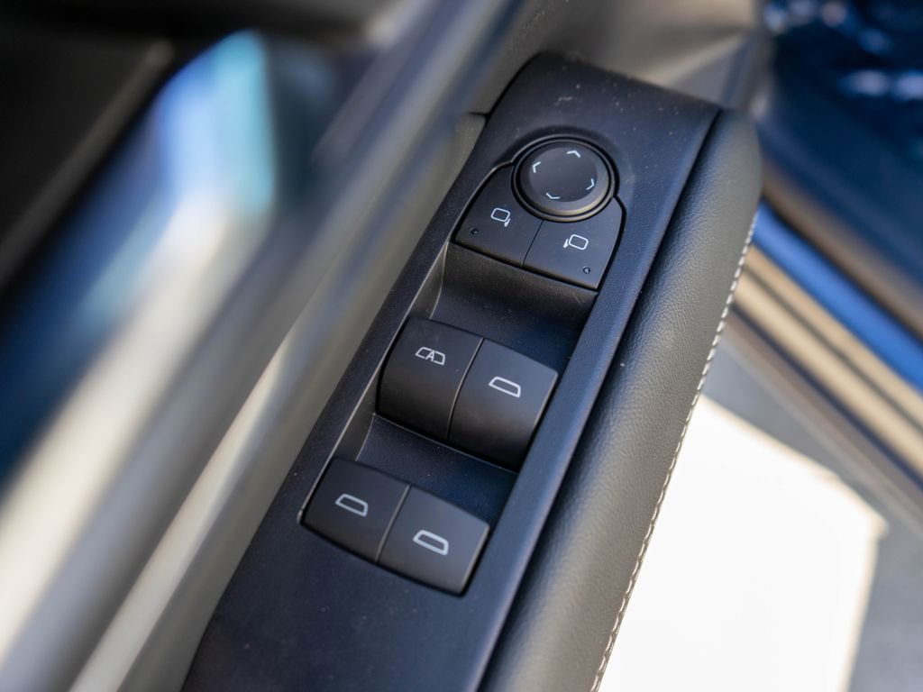 New 2026 GMC Terrain Elevation w/ Elevation Premium Package AWD/4WD image 16