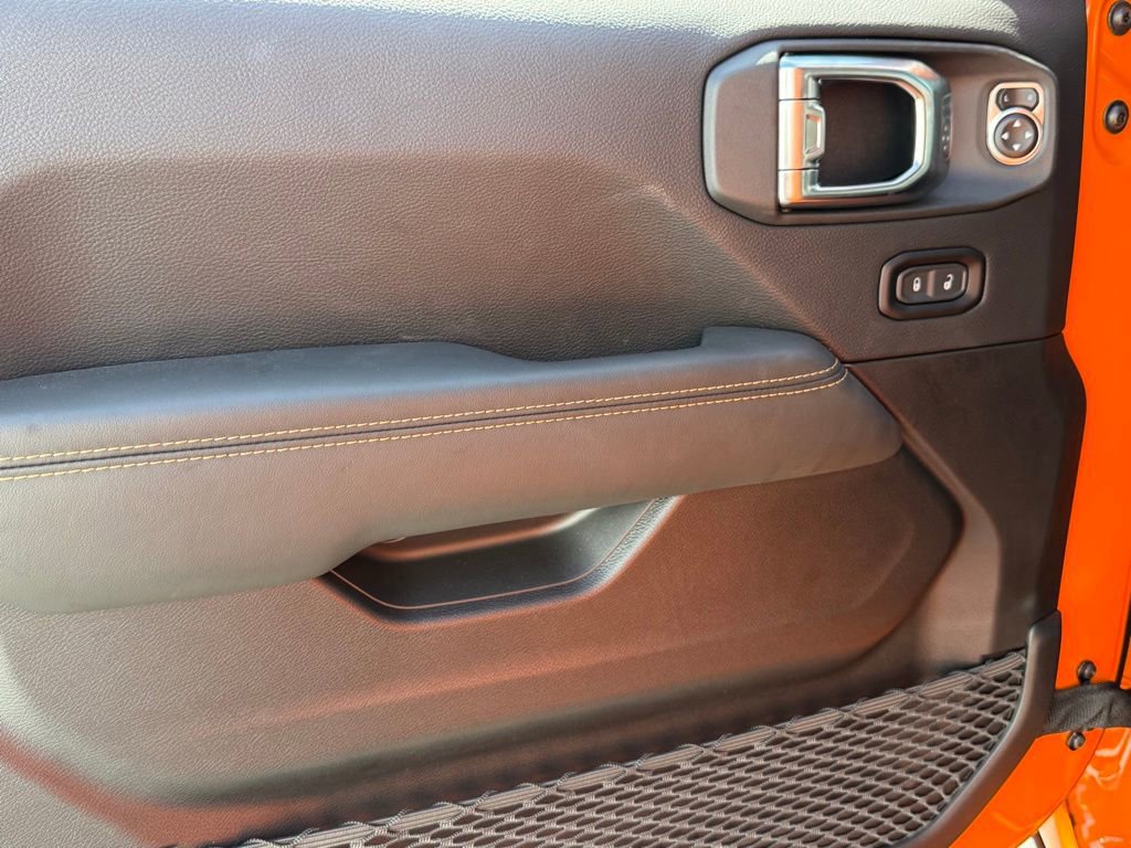 New 2025 Jeep Wrangler Unlimited Rubicon 392 image 11