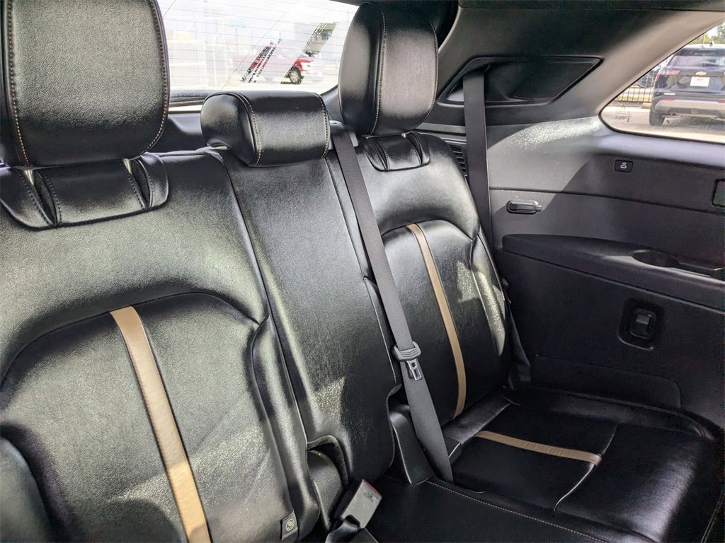 Used 2025 MAZDA CX-90 3.3 Turbo w/ Premium Plus Pkg image 32