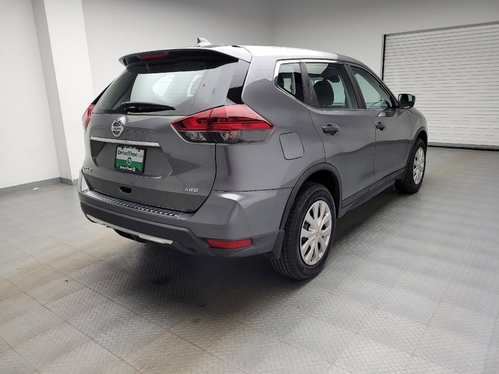 Used 2019 Nissan Rogue S image 9