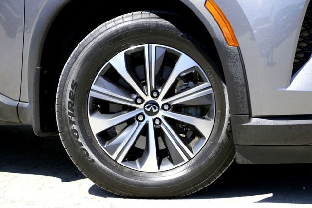 Used 2024 INFINITI QX60 Pure image 2