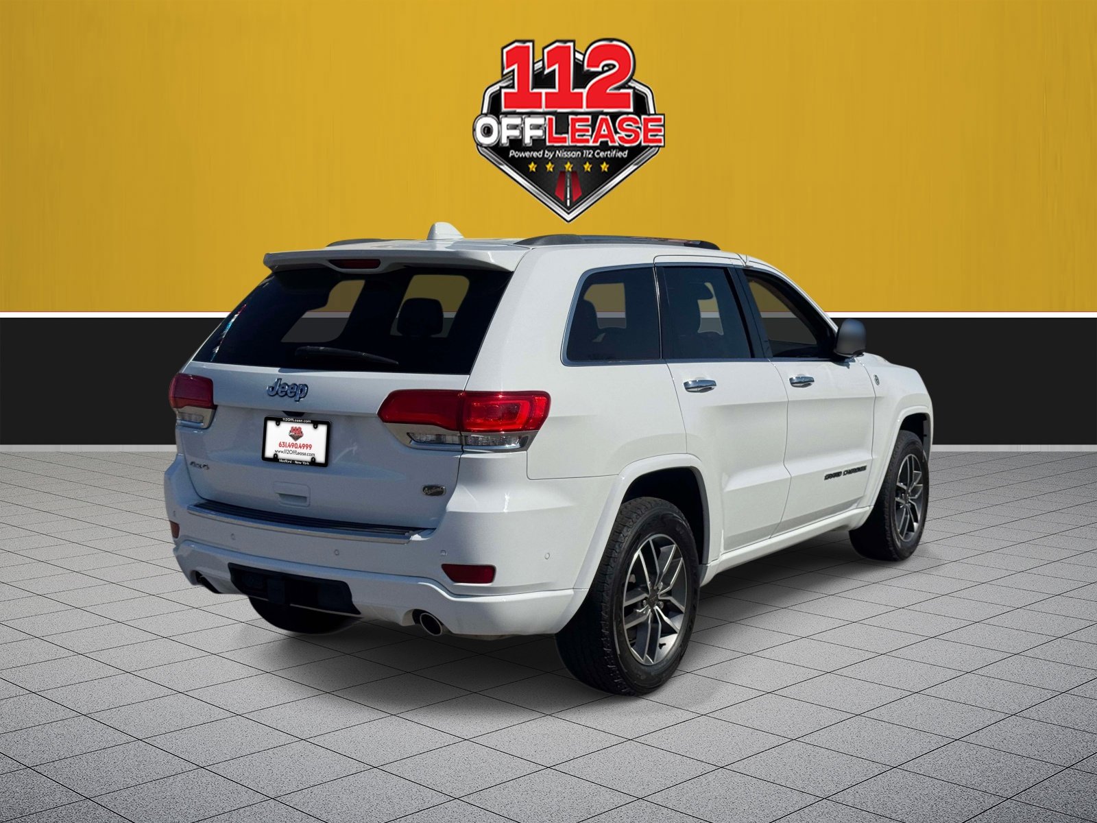 Used 2021 Jeep Grand Cherokee Overland AWD/4WD image 5