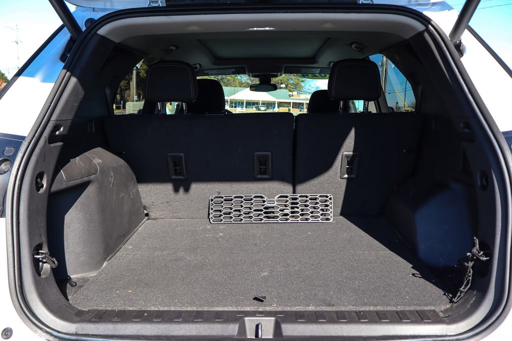Used 2024 Chevrolet Equinox LT image 32