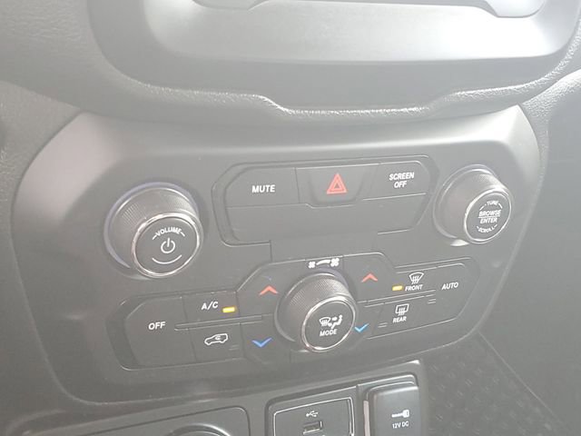 Used 2019 Jeep Renegade Trailhawk image 28